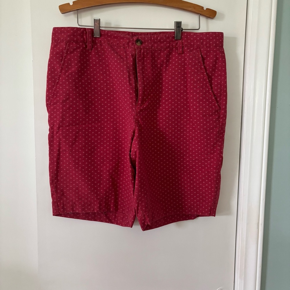 CHAPS Red Patterned Shorts size 36